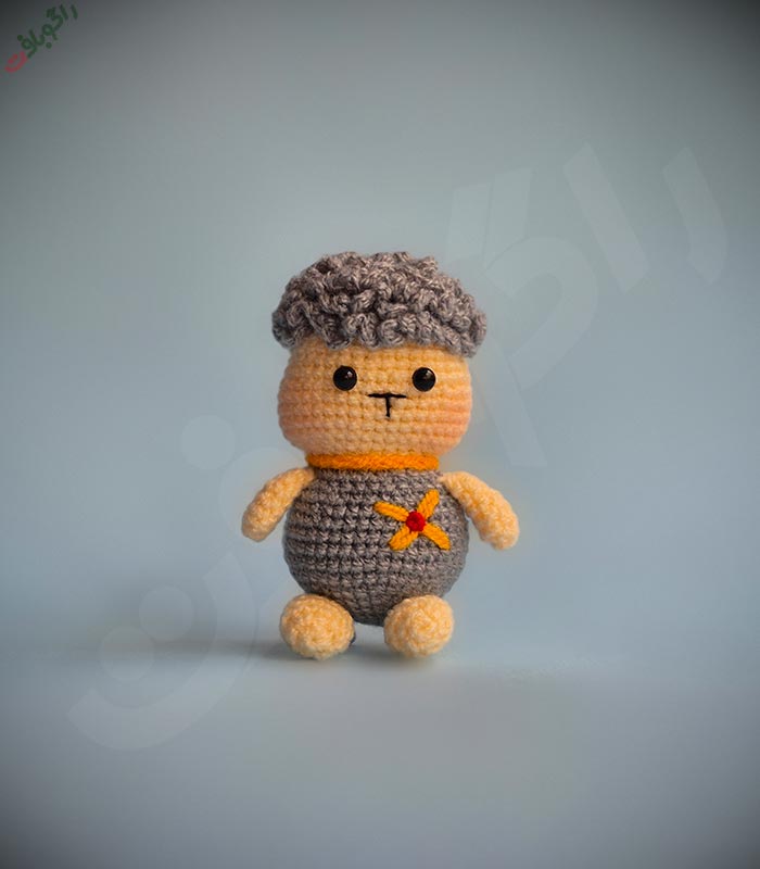 mishi-sheep-knitted-doll عروسک گوسفند بافتنی تپل و با مزه به نام میشی